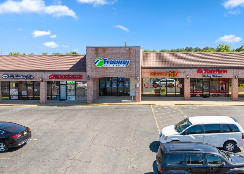 More Photos Of 6200-6228 Atlanta Hwy, Montgomery Storefront For Sale