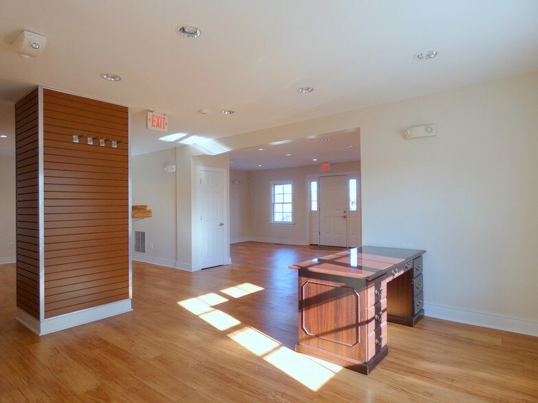 More Photos Of 180 Saugatuck Ave, Westport Medical For Sale