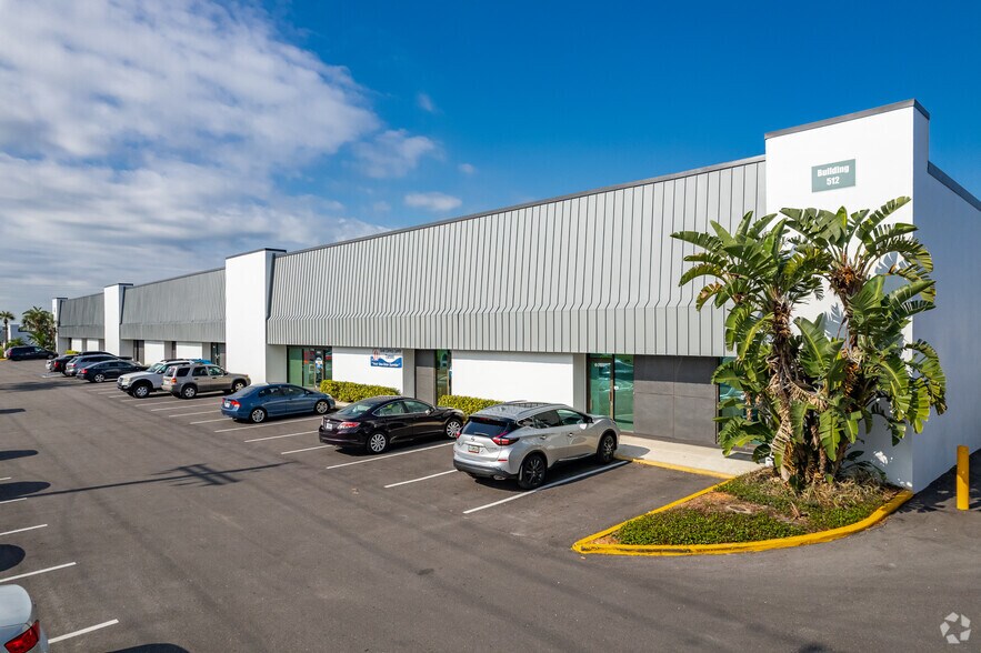 More Photos Of 6001-6029 Jet Port Industrial Blvd, Tampa Unknown For Lease