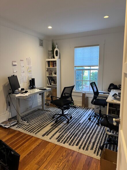 More Photos Of 102 NE 1st Ave, Delray Beach Office For Lease