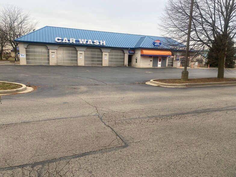 More Photos Of 1250 Douglas Rd, Oswego Carwash For Lease