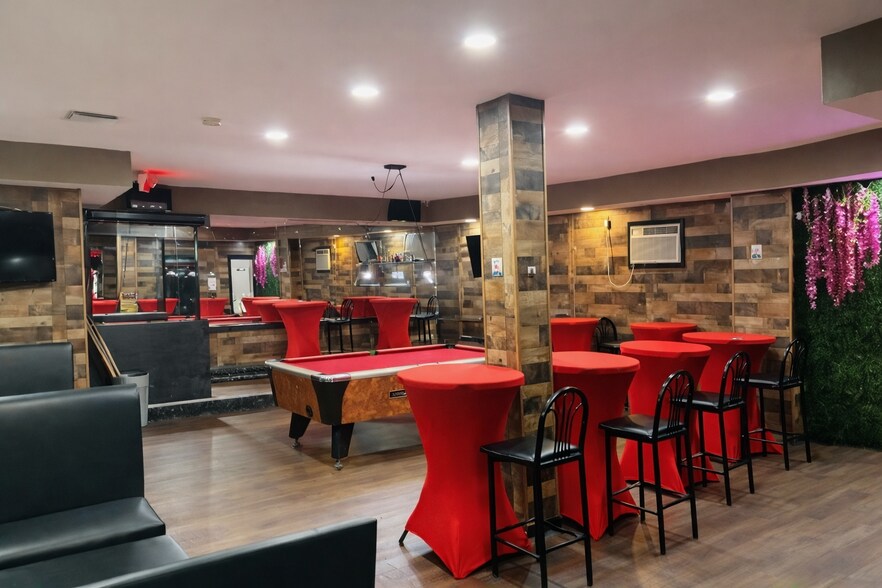 More Photos Of 80 Montgomery St, Paterson Bar For Sale