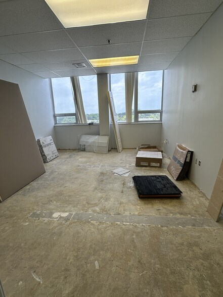More Photos Of 2455 E Sunrise Blvd, Fort Lauderdale Loft Creative Space For Sale