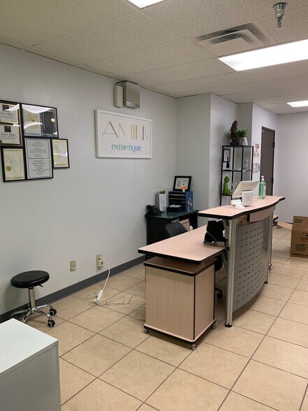 More Photos Of 415 E Airport Fwy, Irving Loft Creative Space For Sale