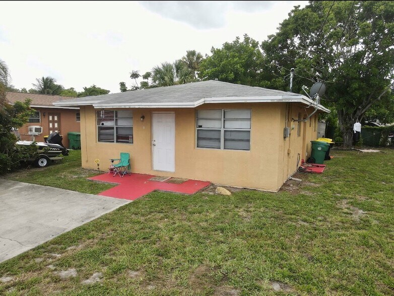 More Photos Of 602-608 NW 1st St, Dania Apartments For Sale