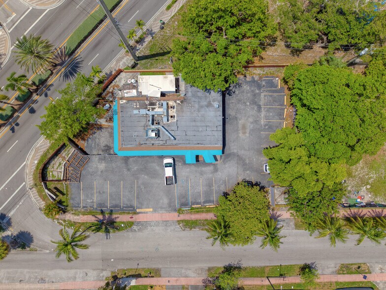 More Photos Of 601 NW 22nd Rd, Fort Lauderdale Restaurant For Sale