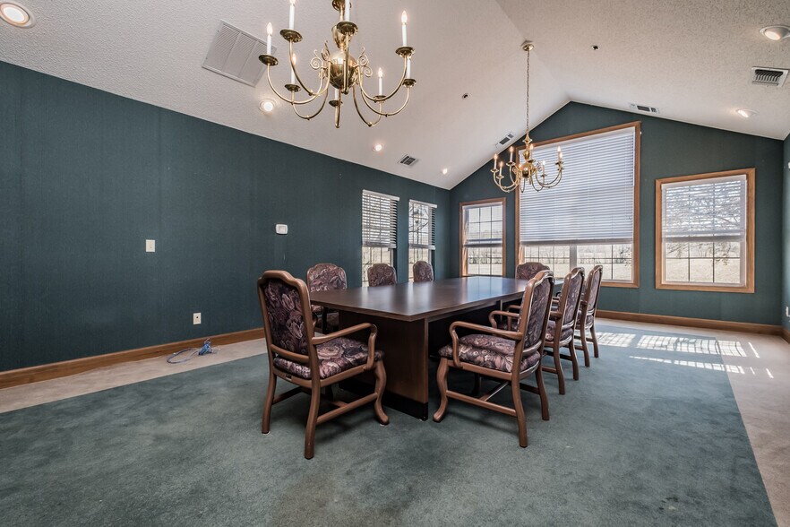 More Photos Of 7222 Day Ave SW, Navarre Medical For Lease