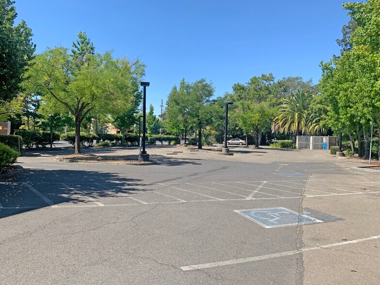 More Photos Of 2201 Mendocino Ave, Santa Rosa General Retail For Sale
