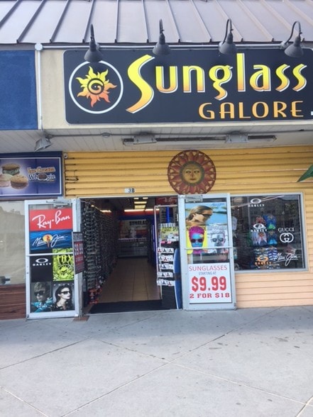 More Photos Of 19-29 Rehoboth Ave, Rehoboth Beach Restaurant For Lease