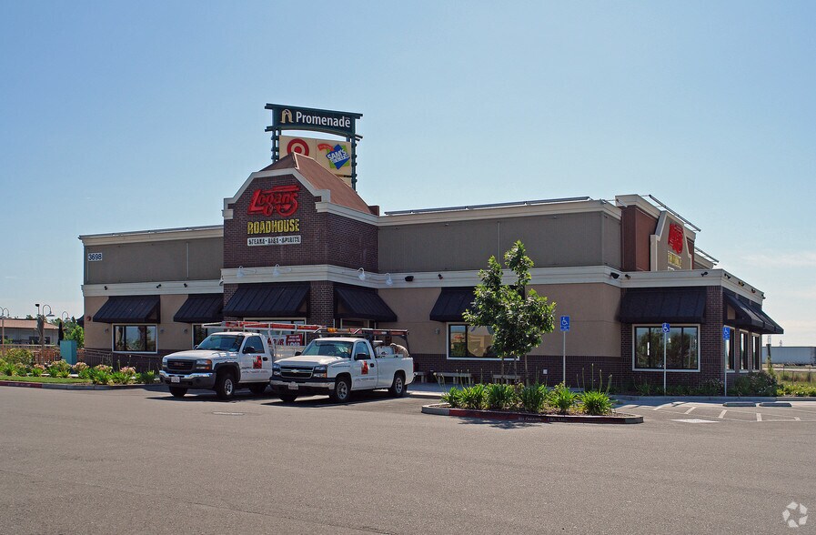 Primary Photo Of 3698 N Freeway Blvd, Sacramento Restaurant For Sale
