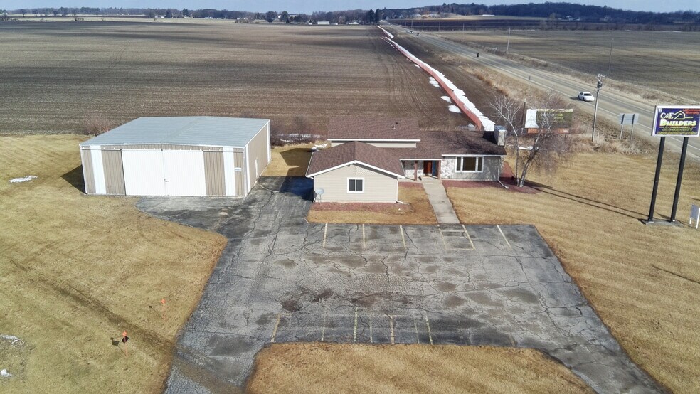 Primary Photo Of 4115 N US Highway 51, Janesville Showroom For Sale