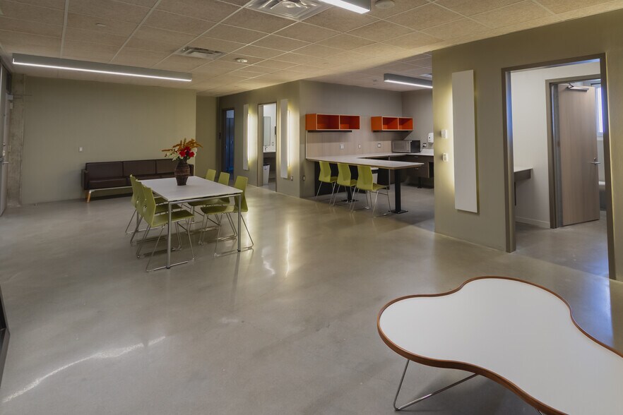 More Photos Of 7509 Broadway St, Galveston Lodge Meeting Hall For Sale