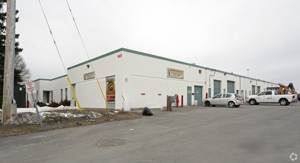 More Photos Of 149 Bentley Ave, Ottawa Warehouse For Lease