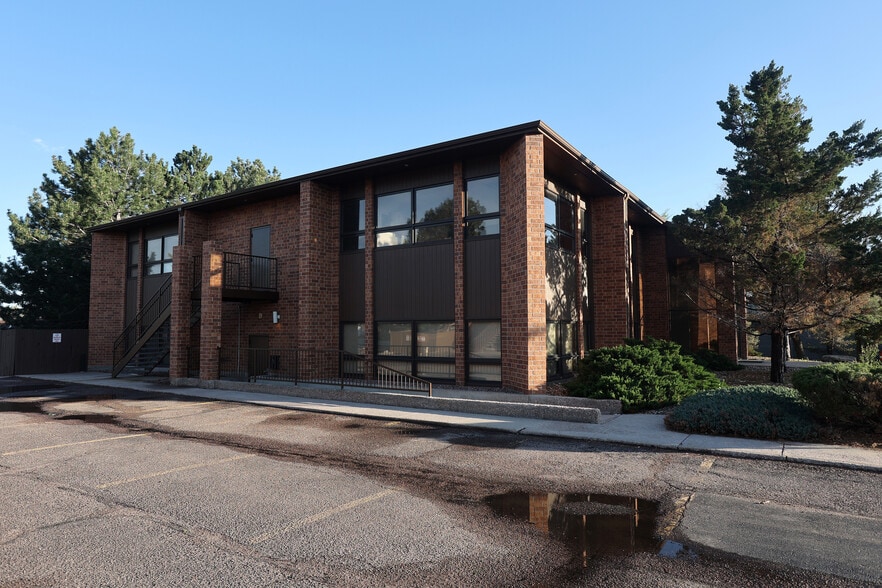 More Photos Of 4291 Austin Bluffs Pky, Colorado Springs Office For Lease