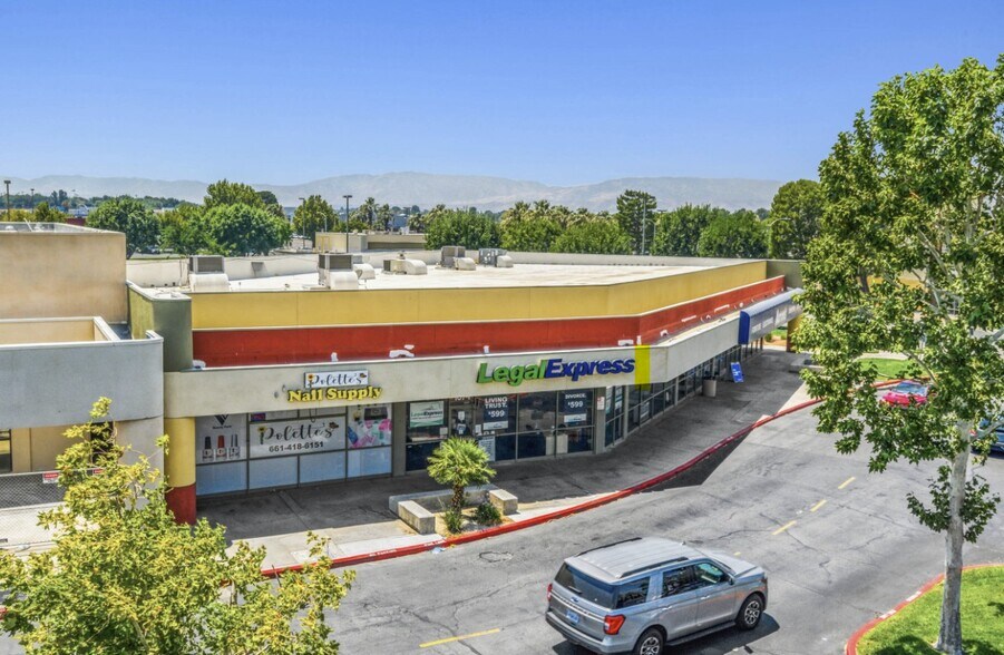 More Photos Of 1072 W Avenue K, Lancaster Storefront For Sale