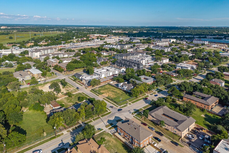 More Photos Of 722 N Marsalis Ave, Dallas Land For Sale