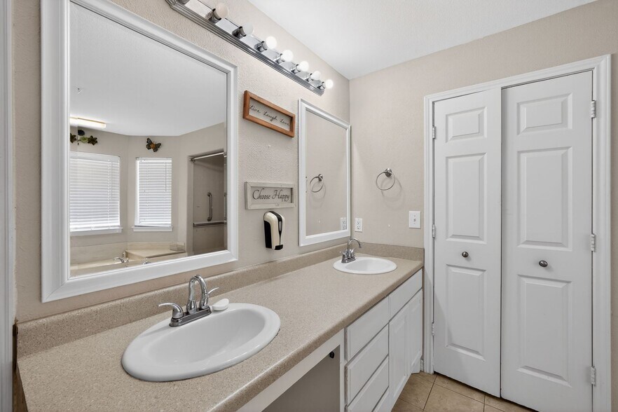 More Photos Of , Dallas Unknown For Sale