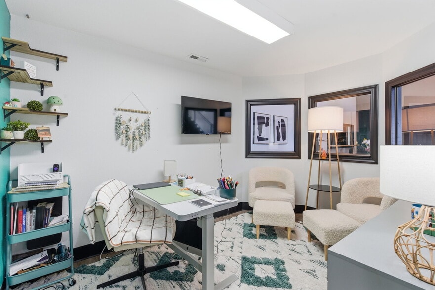 More Photos Of 10923 State Highway 176, Walnut Shade Office For Sale