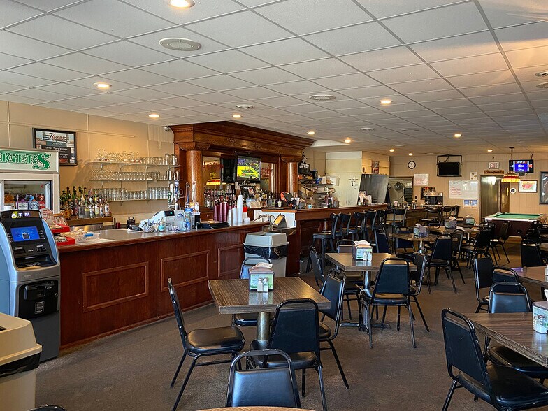 More Photos Of 116 E Grand River Rd, Laingsburg Restaurant For Sale