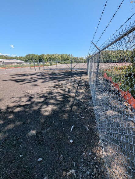 More Photos Of 1870 Schurman way, Woodland Land For Lease