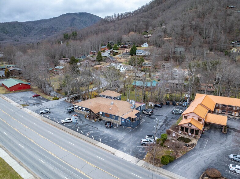 More Photos Of 4352 Soco Rd, Maggie Valley Restaurant For Sale