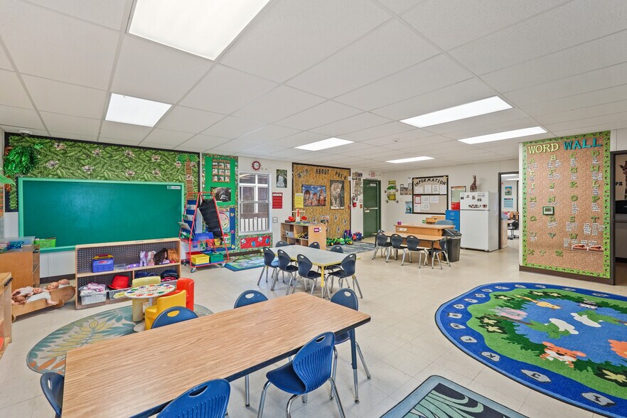 More Photos Of 1030 4th St, Rosenberg Daycare Center For Sale