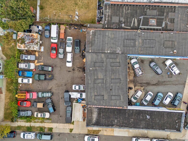 More Photos Of 457 Long Beach Blvd, Long Beach Warehouse For Sale