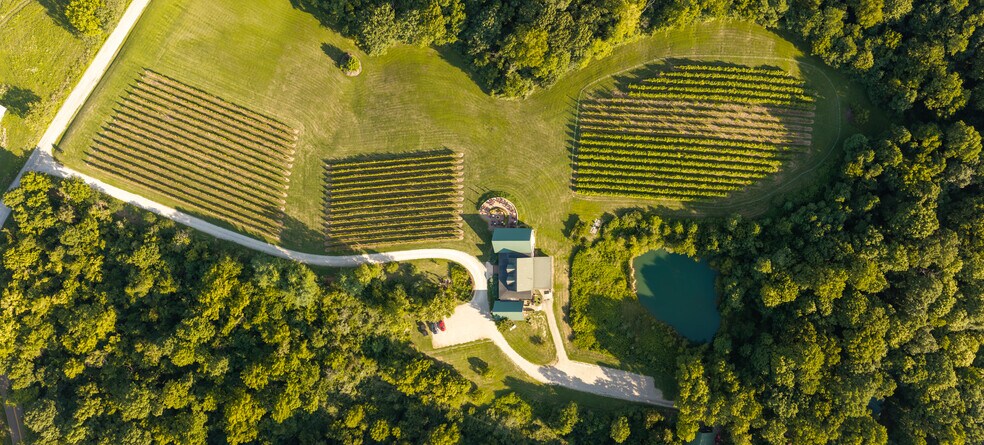 More Photos Of 401 Gilkey Ridge Rd, Shade Winery Vineyard For Sale