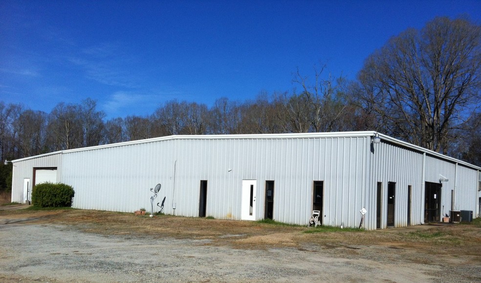 Primary Photo Of 3769 Maysville Rd, Commerce Warehouse For Lease