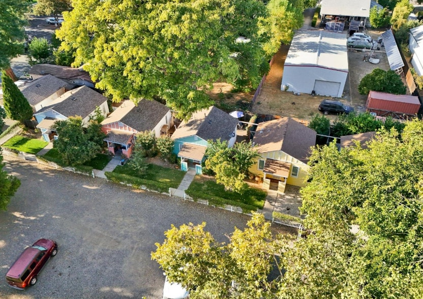 More Photos Of 101 Elliott St, Winters Apartments For Sale