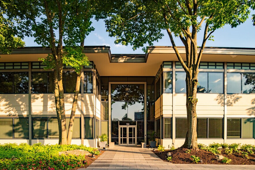 More Photos Of 760 Constitution Dr, Exton Office For Lease