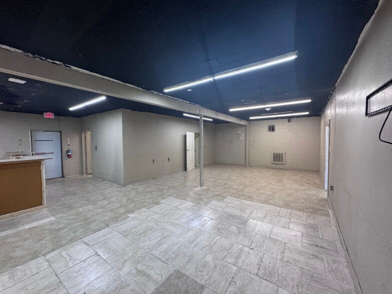 More Photos Of 4200 42nd St, Dickinson Freestanding For Sale