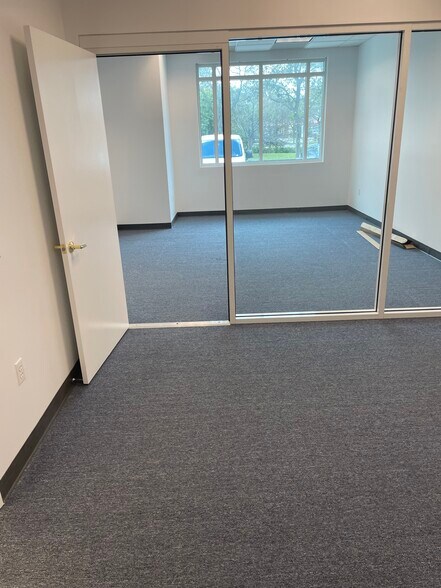 More Photos Of 2860 W State Road 84, Fort Lauderdale Office For Lease