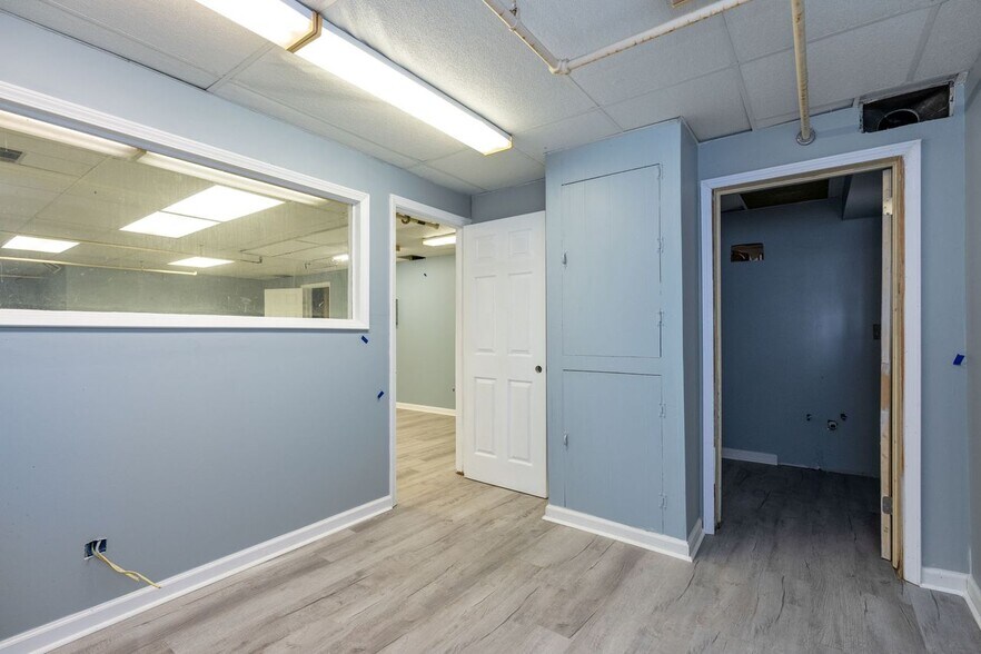 More Photos Of 335 Baxter Ave, Louisville Warehouse For Lease