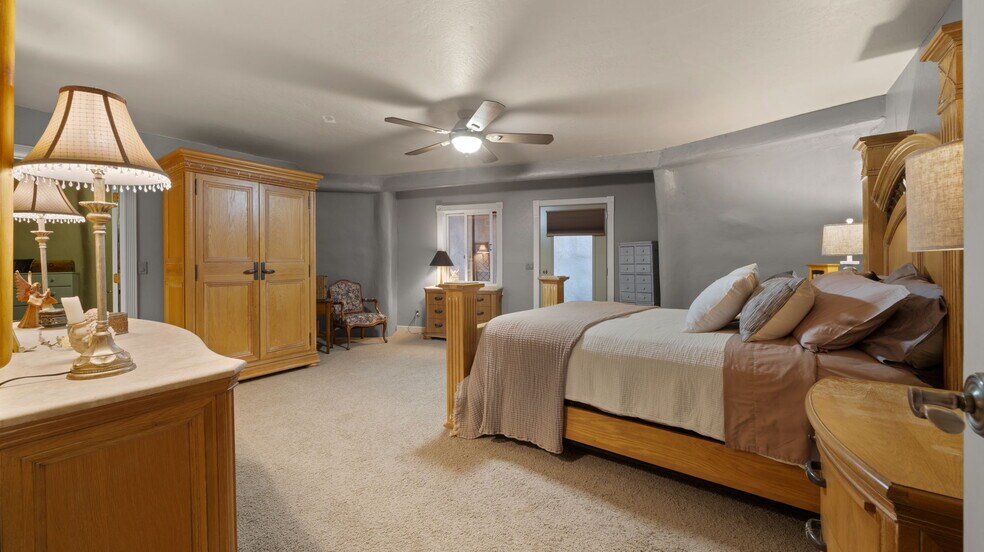 More Photos Of 1935 E Joy Ranch Rd, Phoenix Specialty For Sale