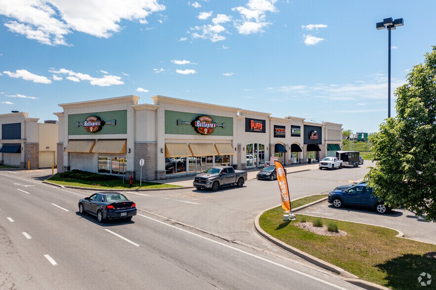 More Photos Of 5205 Boul Robert-Bourassa, Laval Unknown For Lease