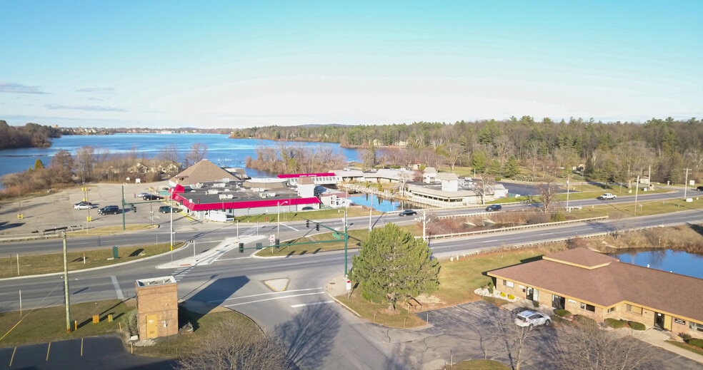 More Photos Of 2006-2024 S Airport Rd W, Traverse City Freestanding For Lease