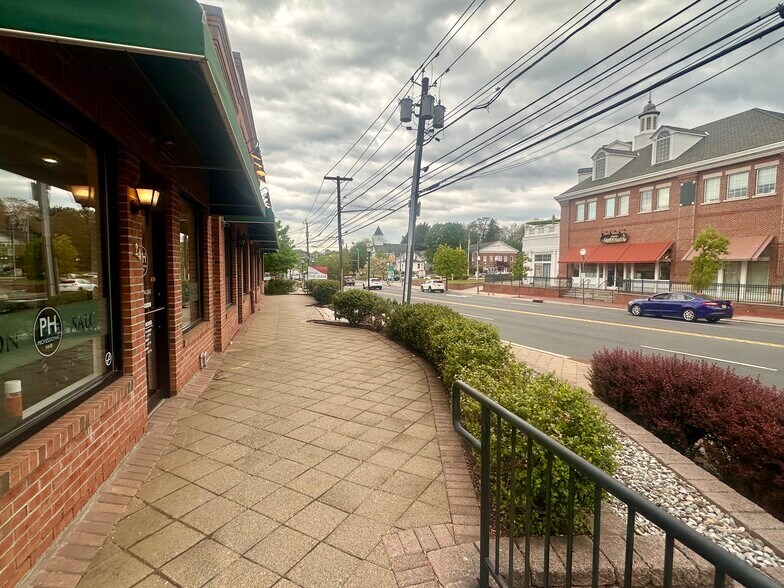 More Photos Of 20-24 E Mount Pleasant Ave, Livingston Freestanding For Lease