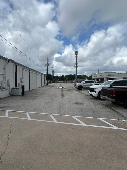 More Photos Of 1414 South Loop W, Houston Medical For Lease