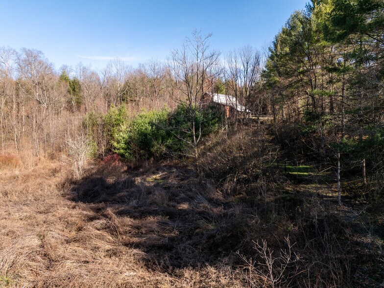 More Photos Of TBD Woodland Dr., Waynesville Land For Sale