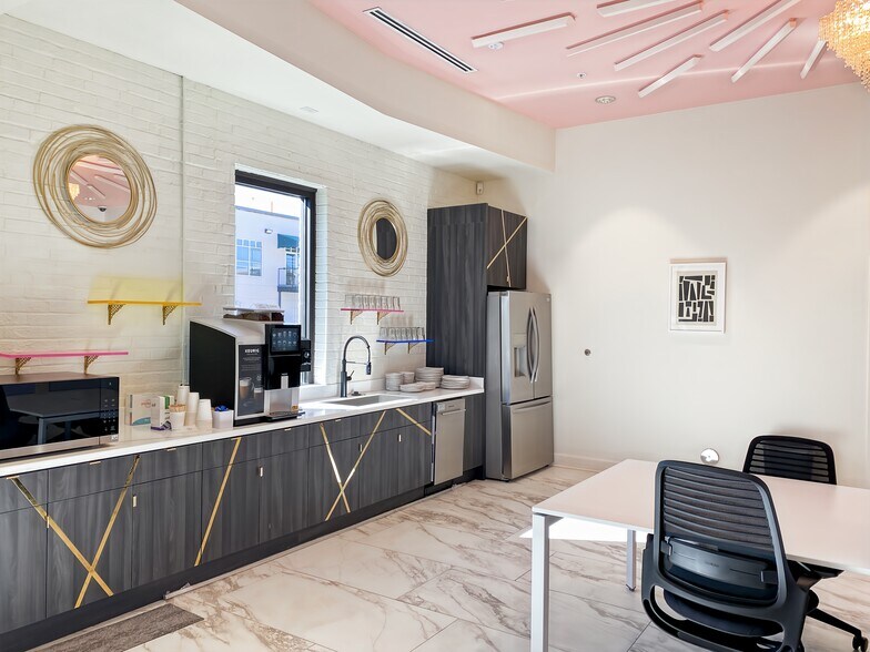 More Photos Of 186 Lincoln St, Boston Coworking Space