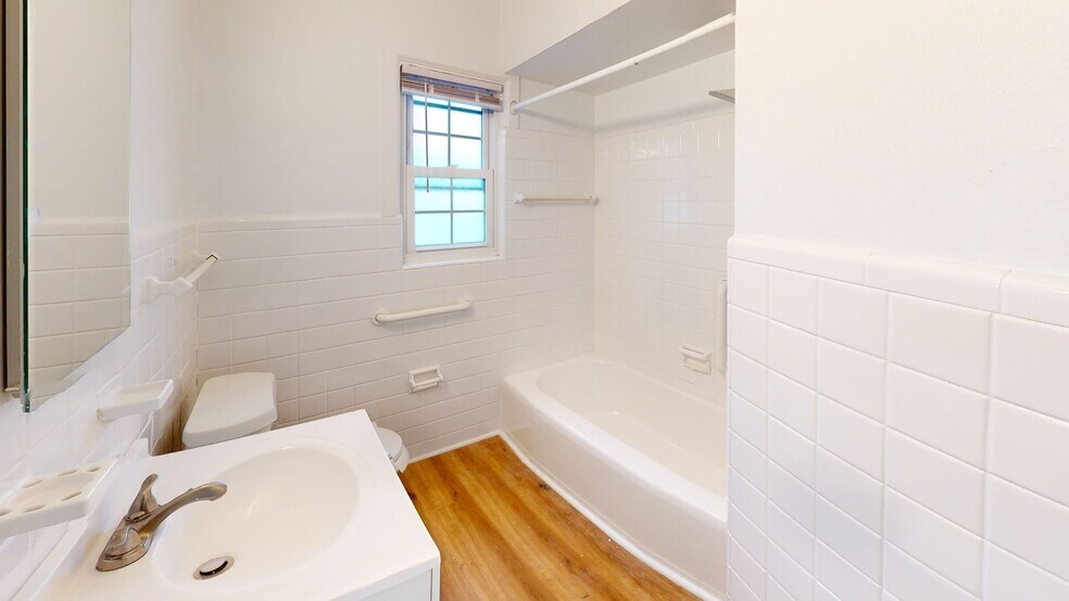 More Photos Of 20000 Van Aken Blvd, Shaker Heights Apartments For Sale