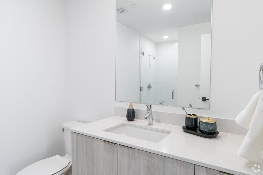 More Photos Of 1701 Race St, Philadelphia Apartments For Lease