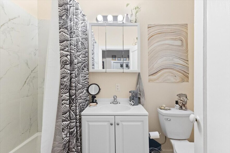 More Photos Of 2835 Anza St, San Francisco Apartments For Sale