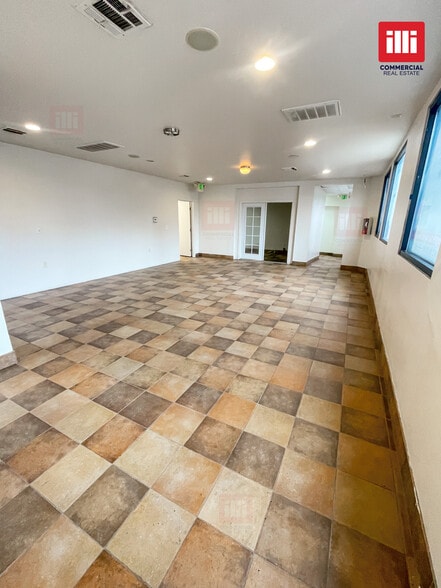 More Photos Of 2650 W Temple St, Los Angeles Freestanding For Lease