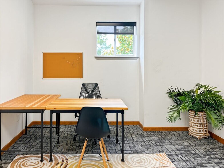 More Photos Of 602 S Main St, Gainesville Coworking Space