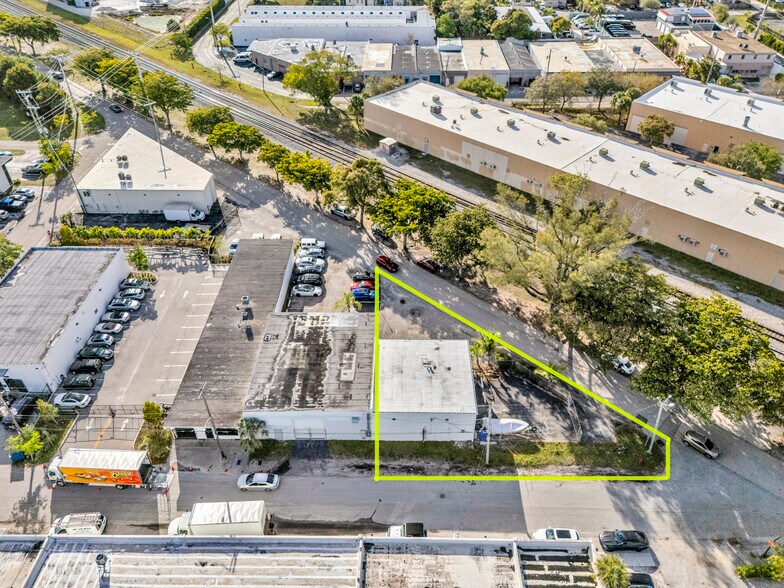 More Photos Of 1130 N Flagler Dr, Fort Lauderdale Warehouse For Lease