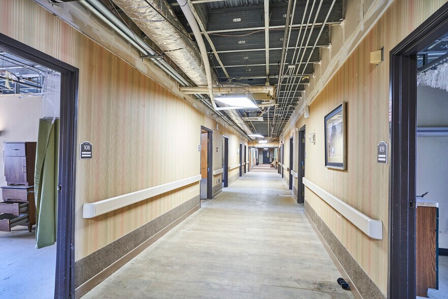 More Photos Of 16231 Broadway Ave, Maple Heights Assisted Living For Sale