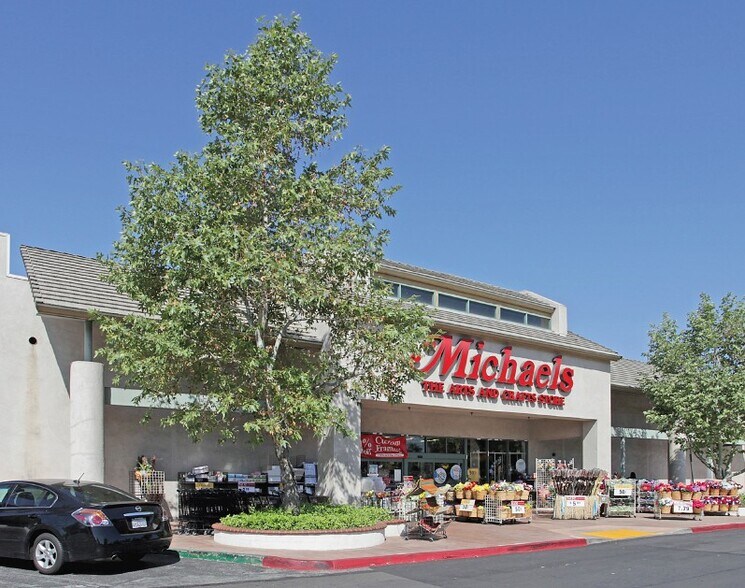 More Photos Of 27401-27511 Ynez Rd, Temecula Unknown For Lease