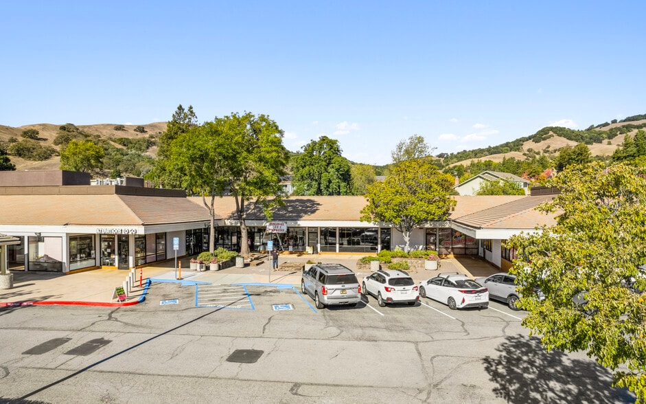 More Photos Of 101-199 San Marin Dr, Novato Unknown For Lease